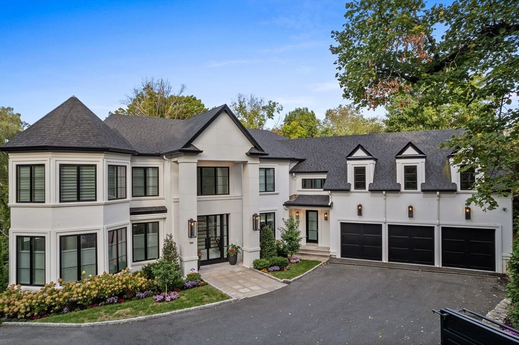 Attached, Exterior, Facade, French Provincial