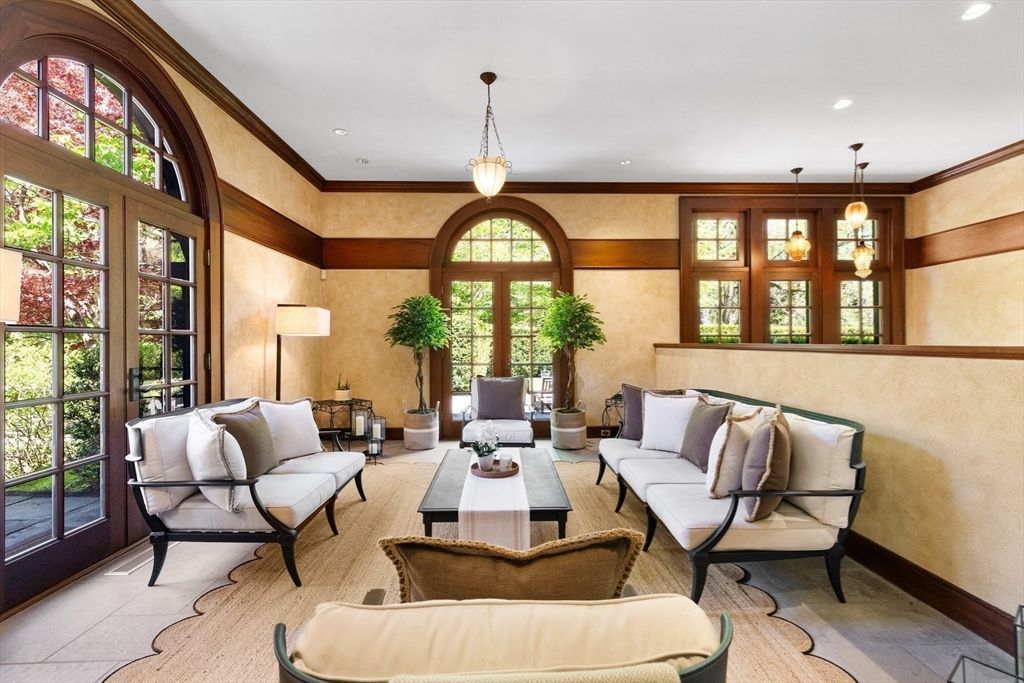 Interior, Living room, Pendant Lights, Recessed Lighting