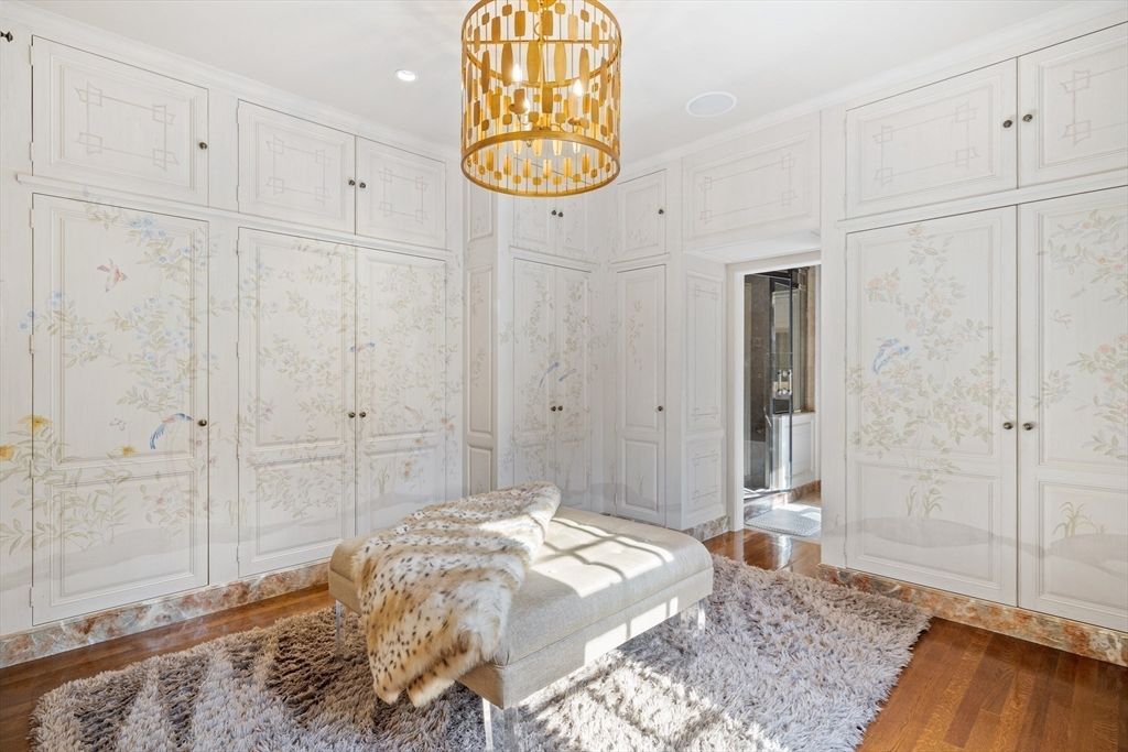 Interior, Pendant Lights, Recessed Lighting, Wood Texture Flooring