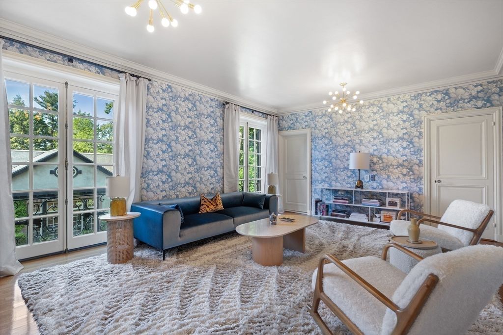Interior, Living room, Pendant Lights, Wood Texture Flooring