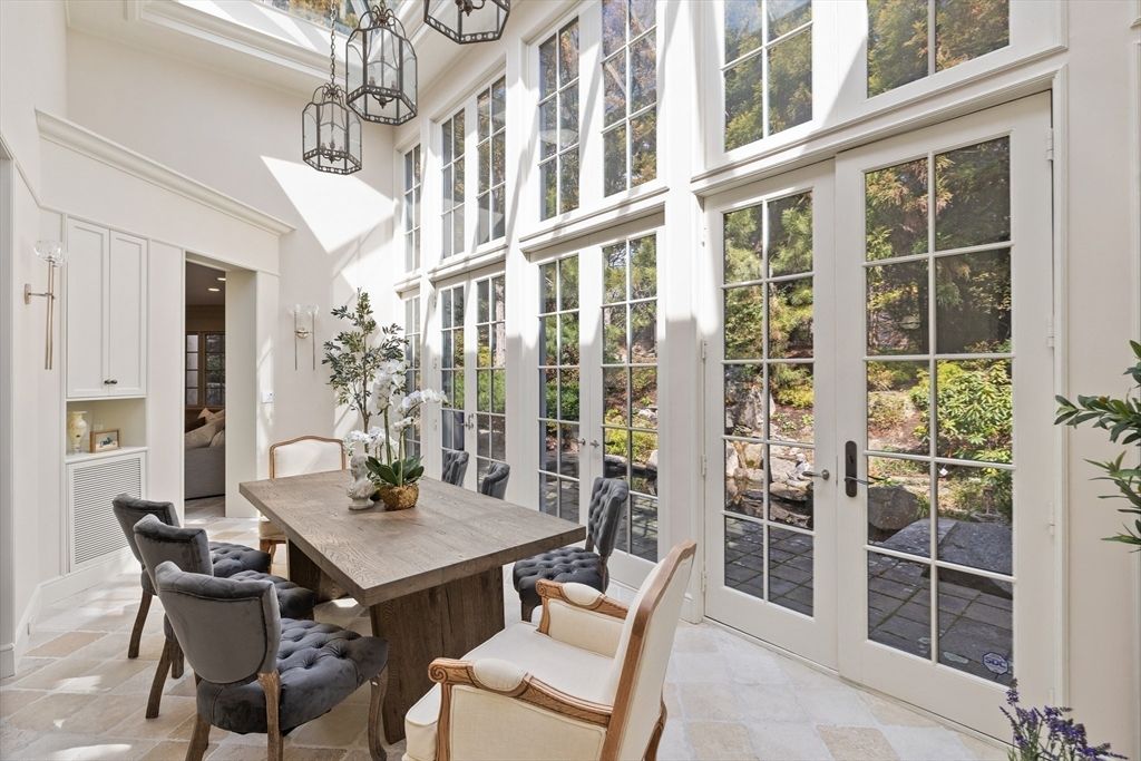 Dining room, Interior, Pendant Lights, Sun Room