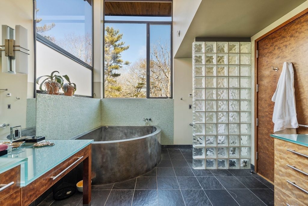 Bathroom, Free Standing Baths, Interior