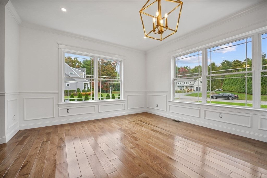 Empty room, Interior, Pendant Lights, Recessed Lighting, Wood Texture Flooring