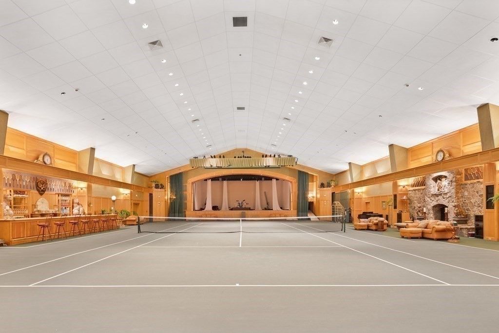 Fireplace, Interior, Recessed Lighting, Tennis Courts