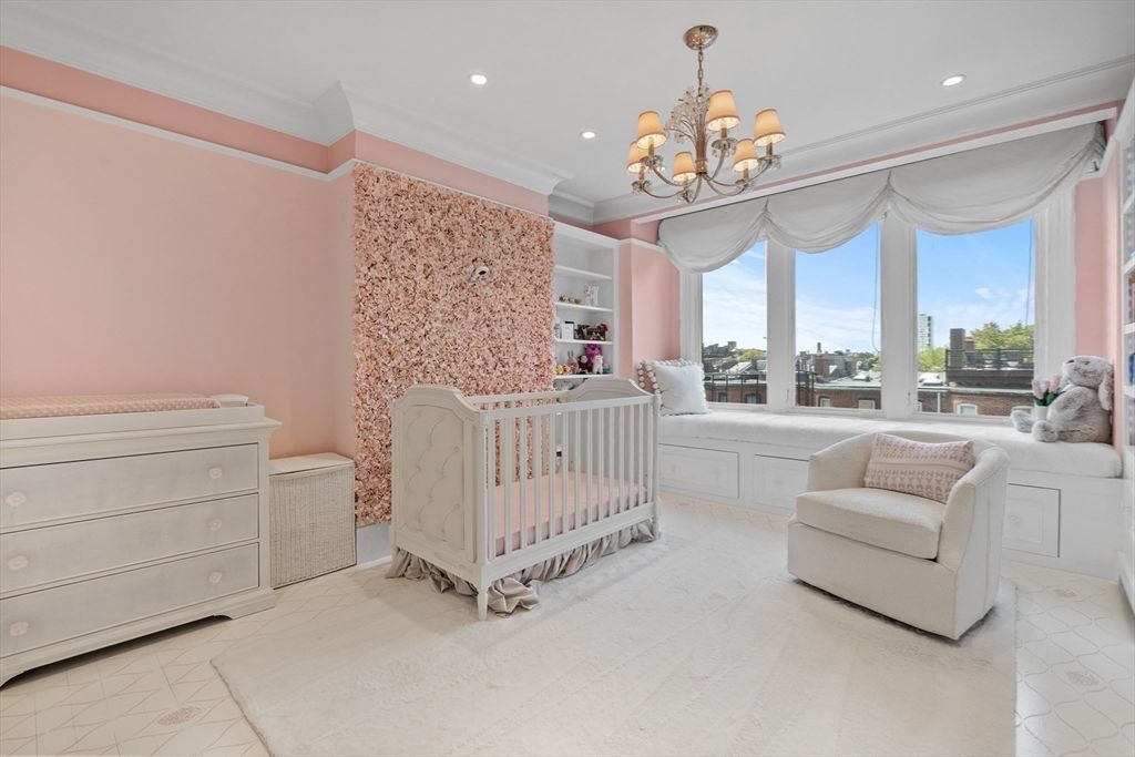 Chandelier, Interior, Recessed Lighting