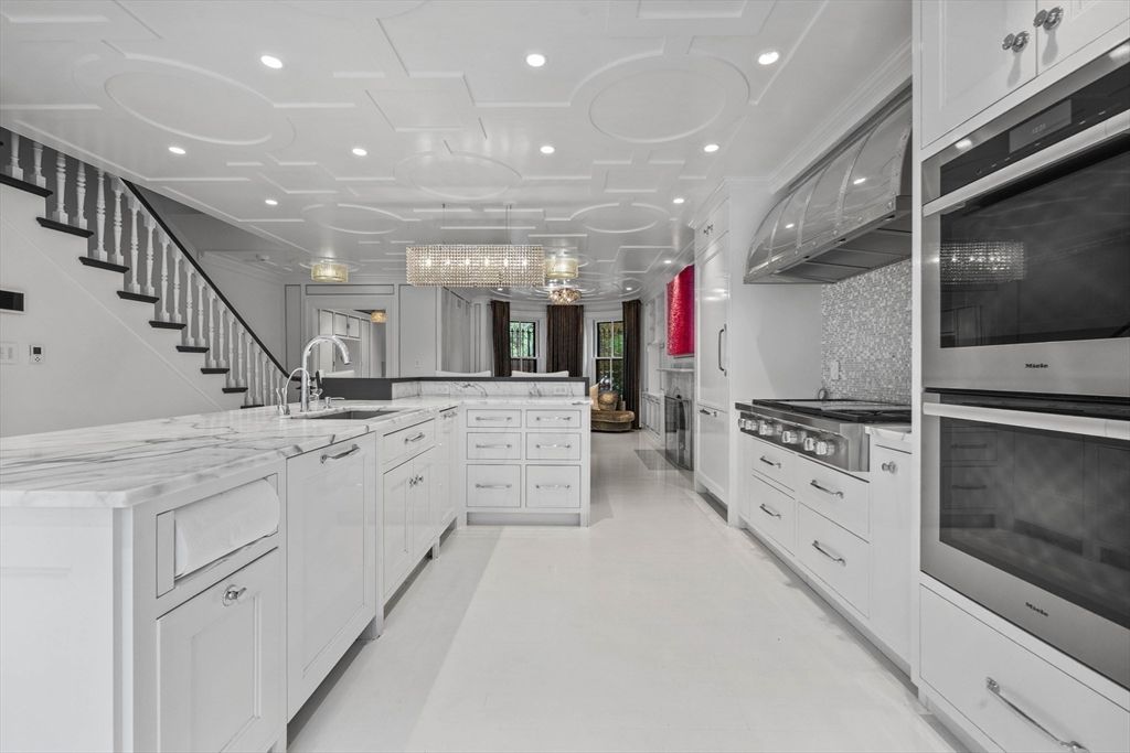 Chandelier, Interior, Kitchen, Recessed Lighting, Stainless Steel Appliances