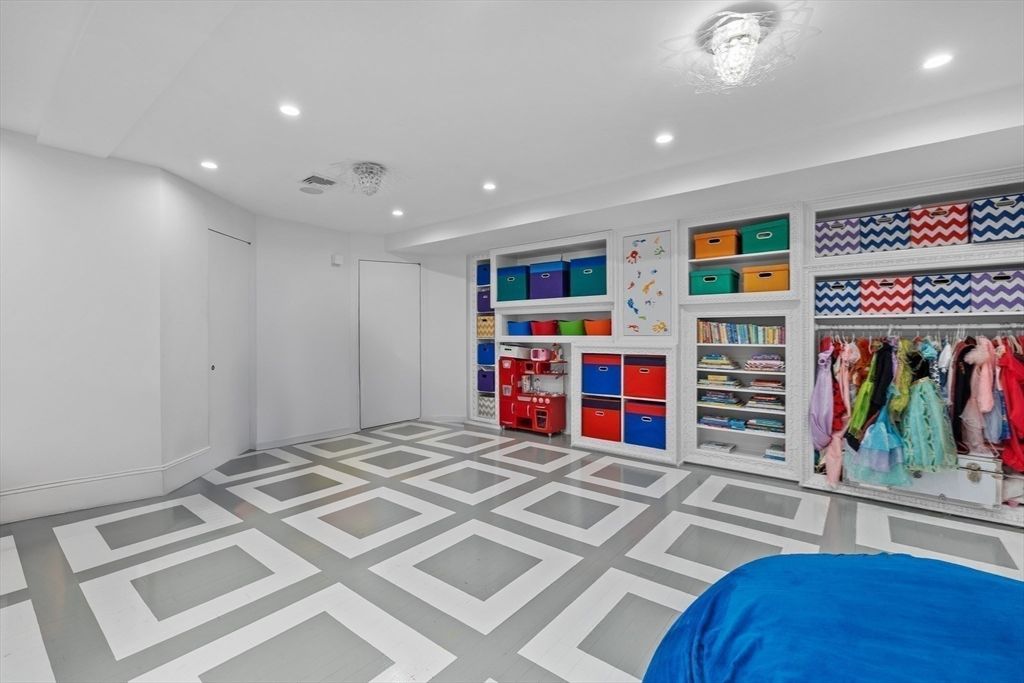 Interior, Recessed Lighting