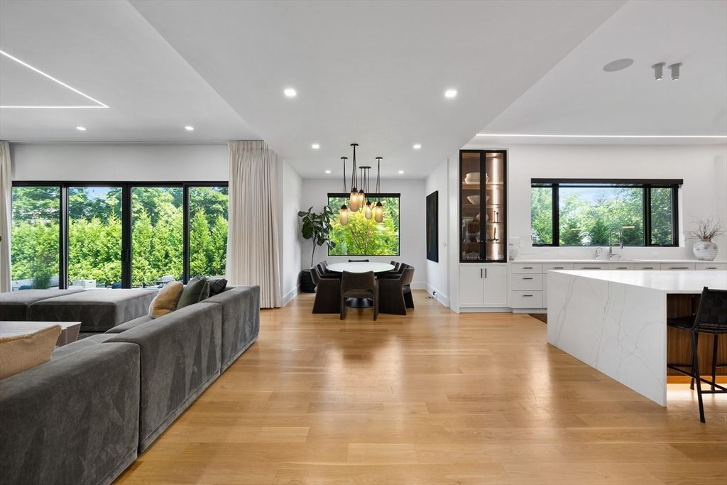 Dining room, Interior, Kitchen, Living room, Pendant Lights, Recessed Lighting, Wood Texture Flooring