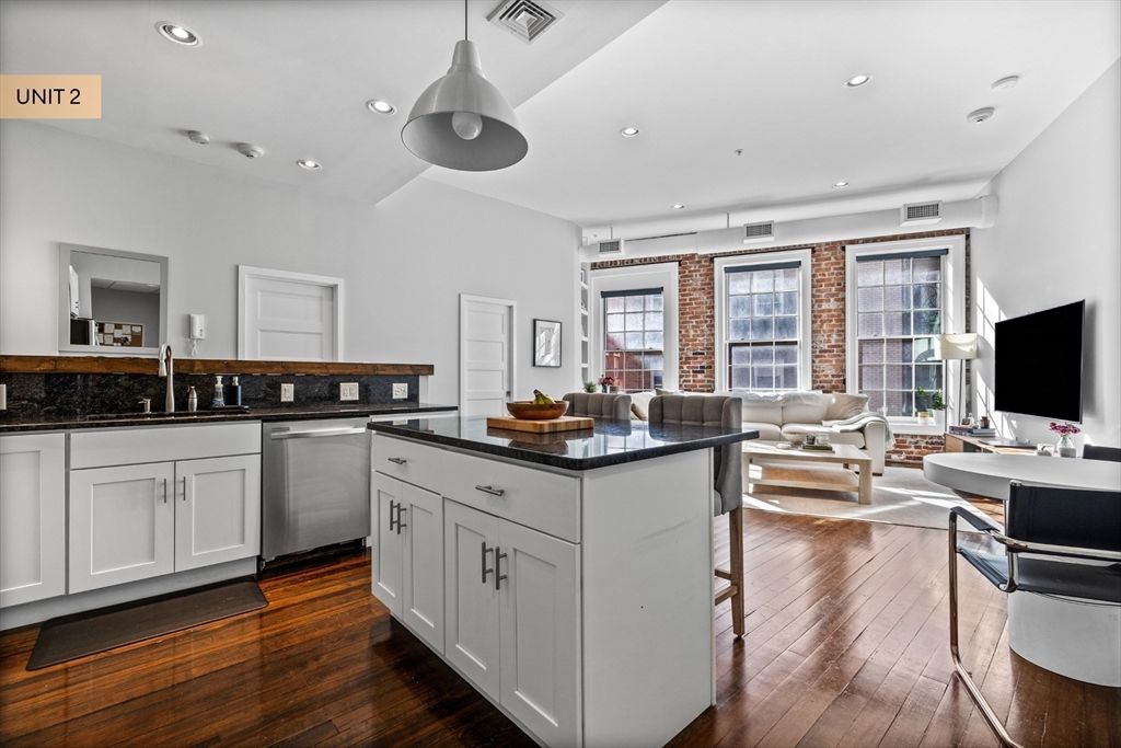 Interior, Kitchen, Living room, Pendant Lights, Recessed Lighting, Wood Texture Flooring