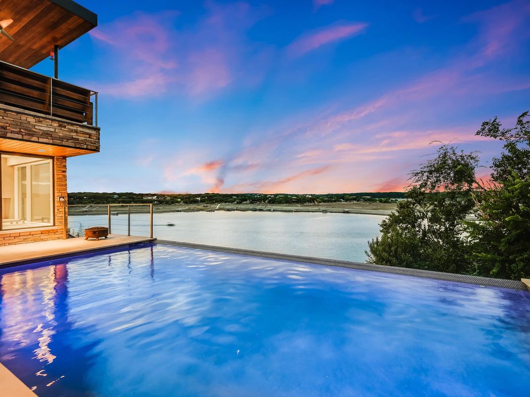 Exterior, Pool, Water