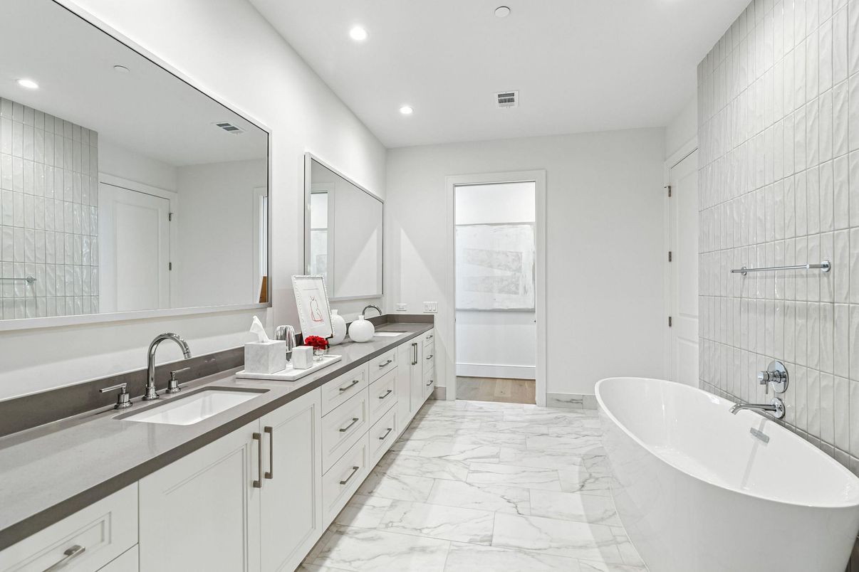 Bathroom, Dual Sink Vanities, Free Standing Baths, Interior, Marble, Recessed Lighting