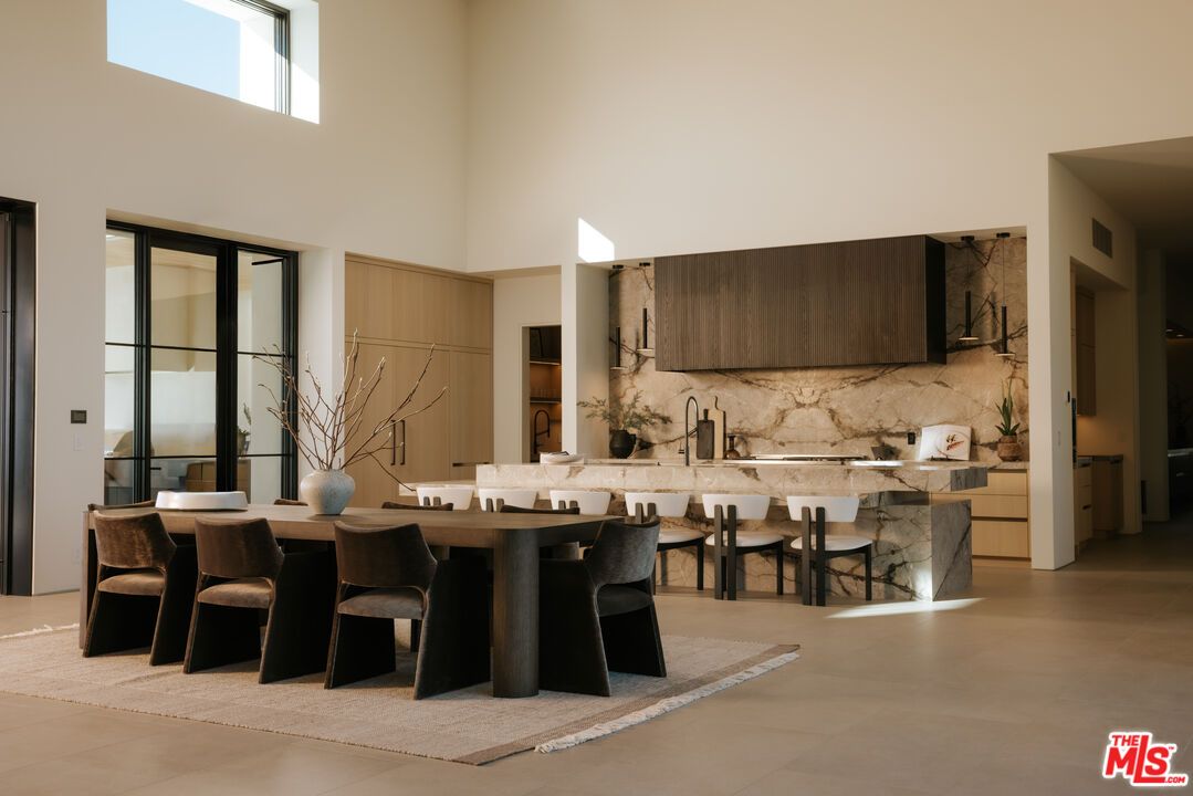 Dining room, Interior, Kitchen, Marble Walls