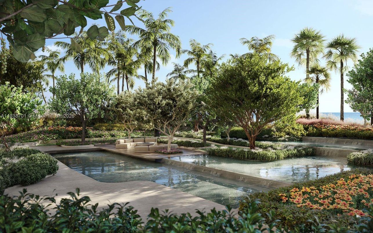 Exterior, Pool, Water