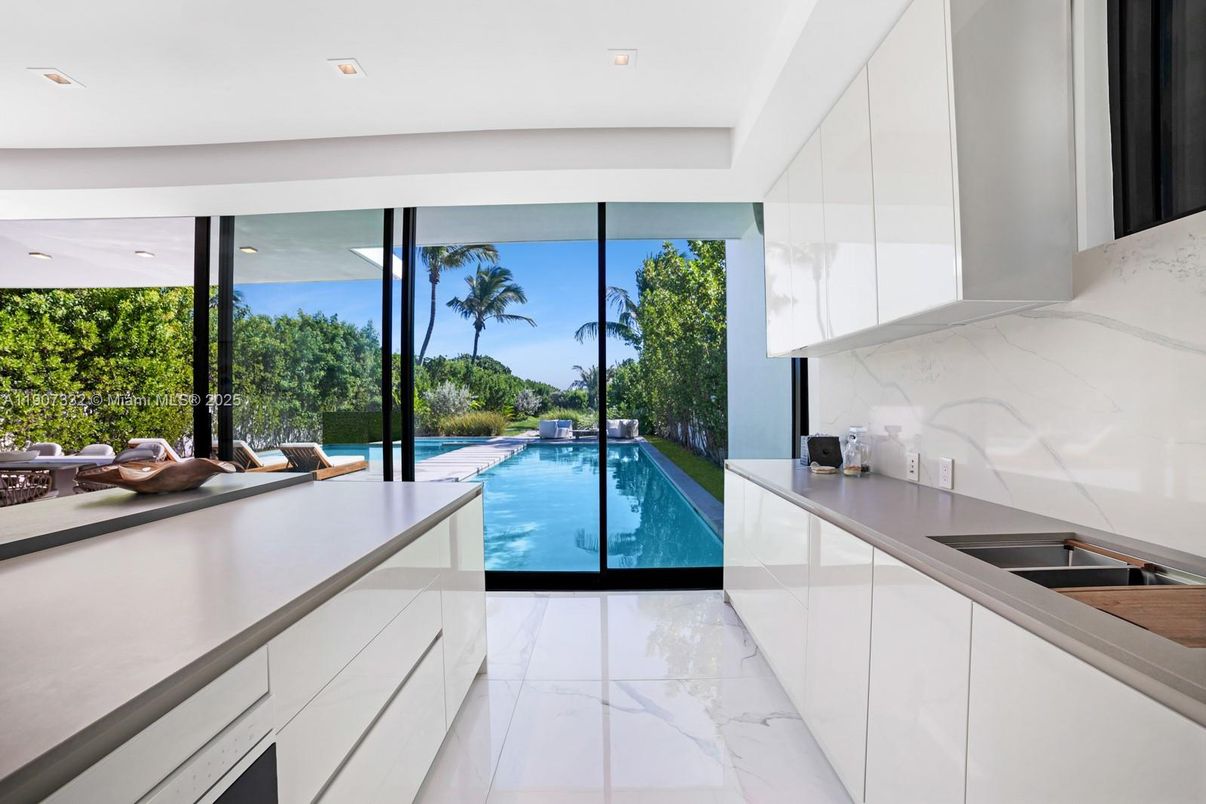 Interior, Kitchen, Marble, Marble Walls, Pool, Recessed Lighting, Water