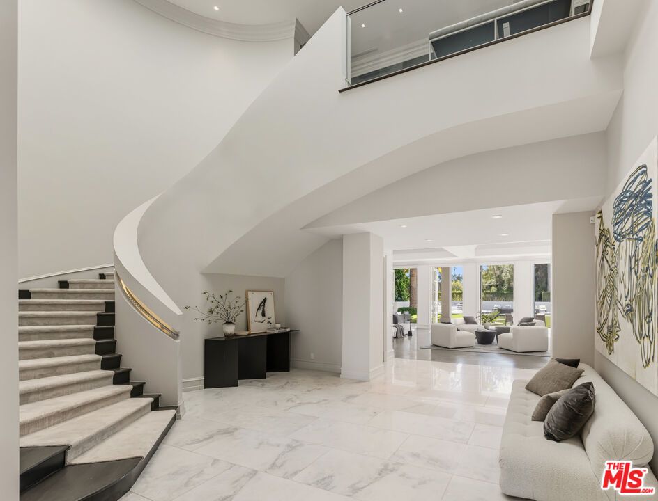 Interior, Marble, Recessed Lighting