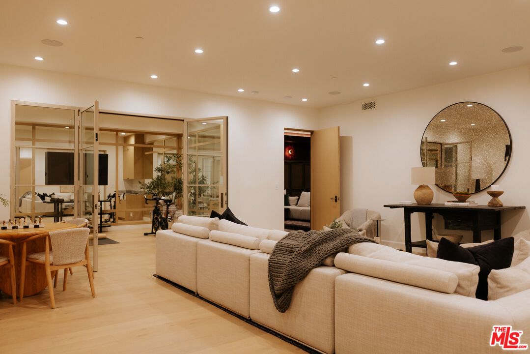 Dining room, Interior, Living room, Recessed Lighting, Wood Texture Flooring