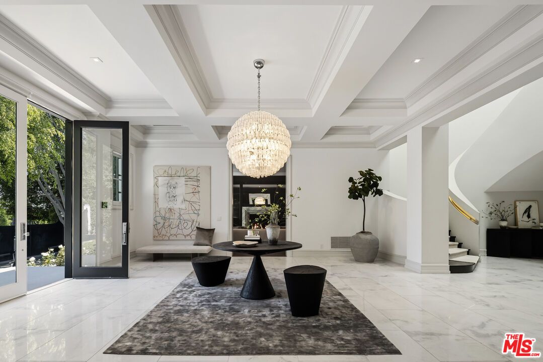 Chandelier, Interior, Marble, Recessed Lighting