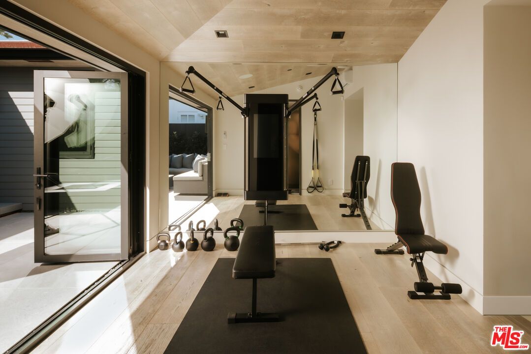 Fitness Equipment, Interior, Wooden Ceilings, Wood Texture Flooring